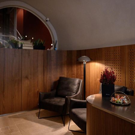 Rudolfo Hotel Lviv Buitenkant foto